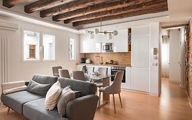Chueca II Calle Barco 2Br 2Bh